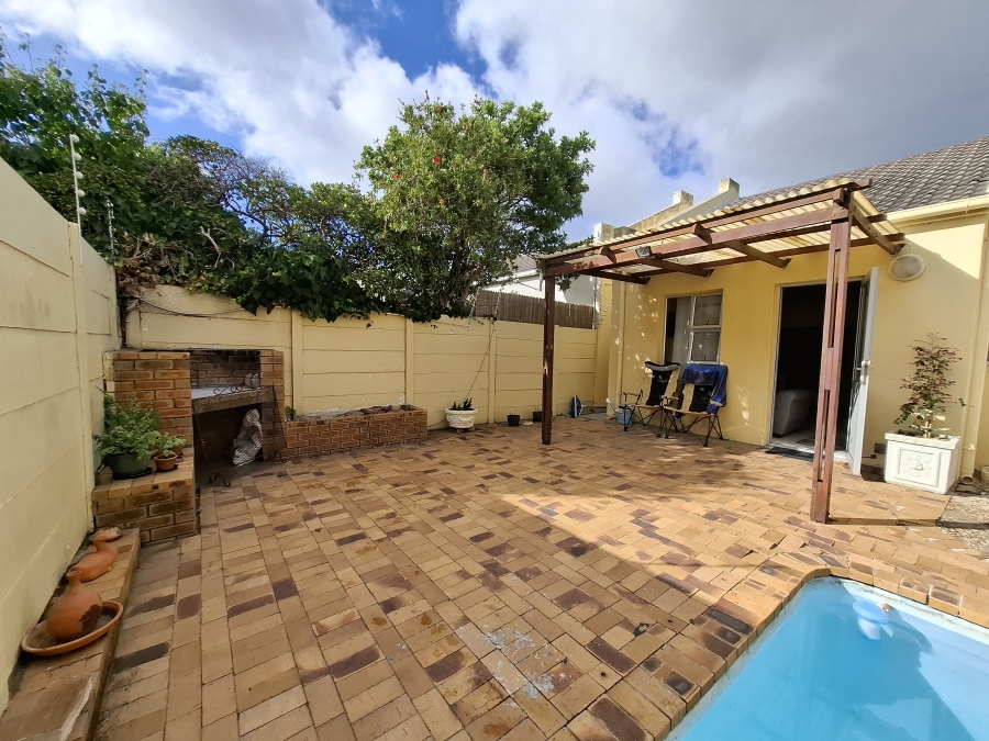 To Let 3 Bedroom Property for Rent in Kirstenhof Western Cape